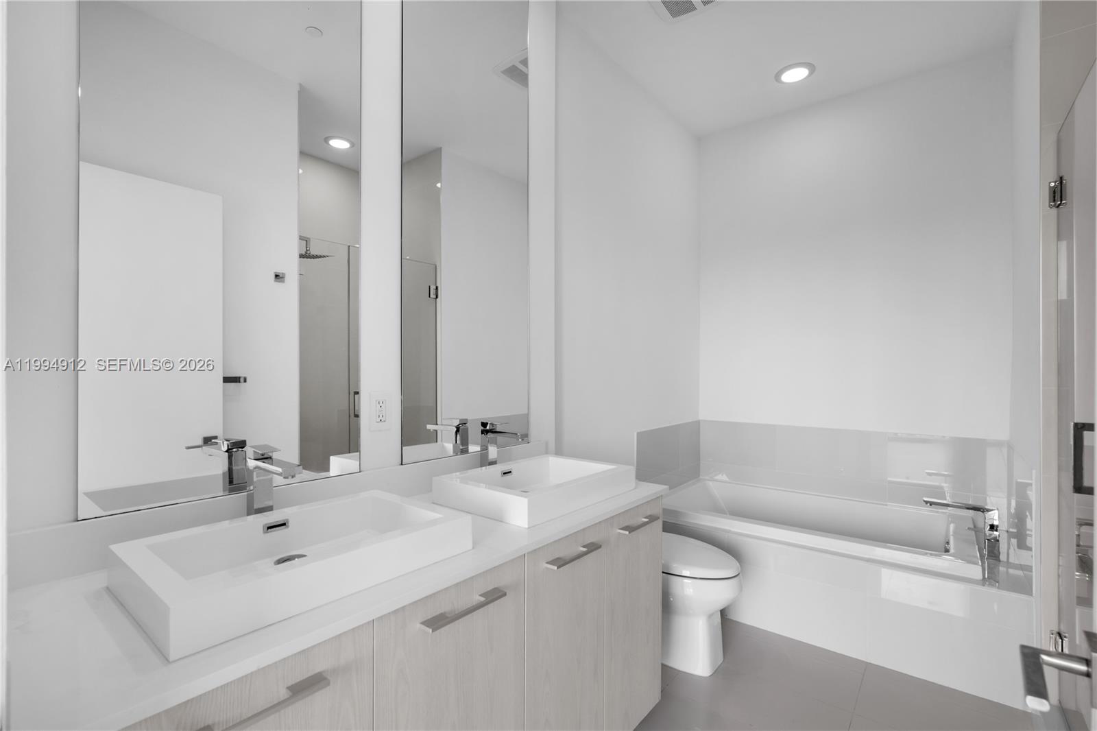 image Brickell Heights East23