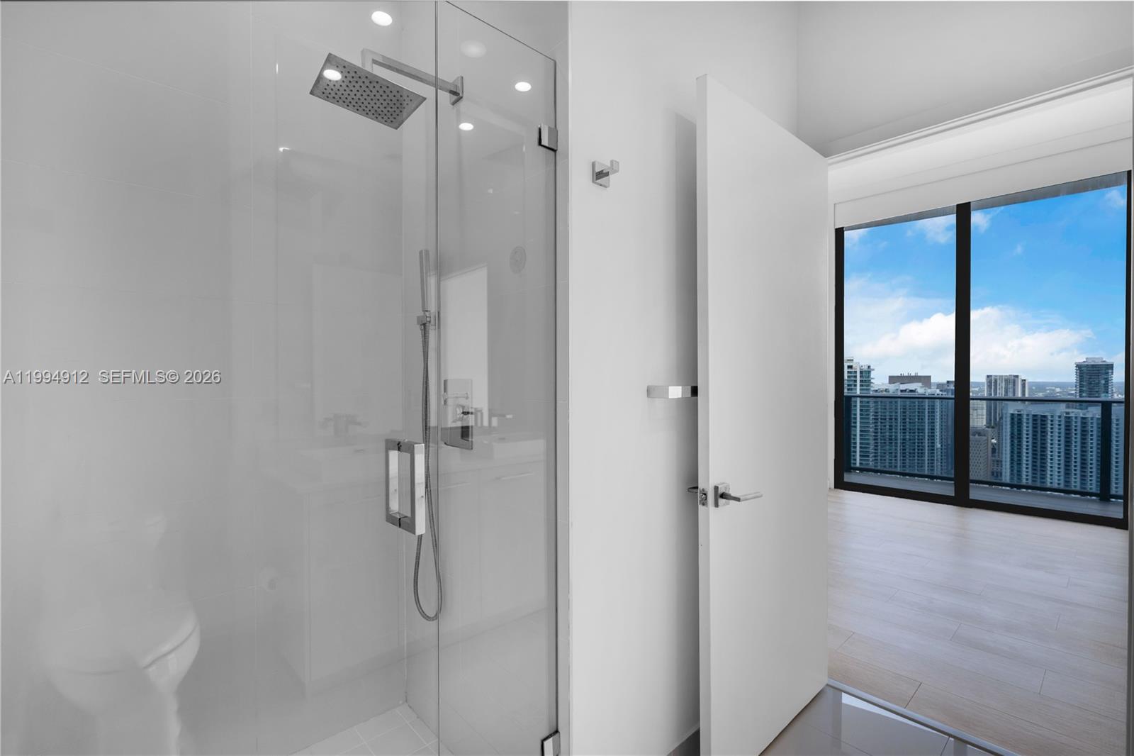 image Brickell Heights East24