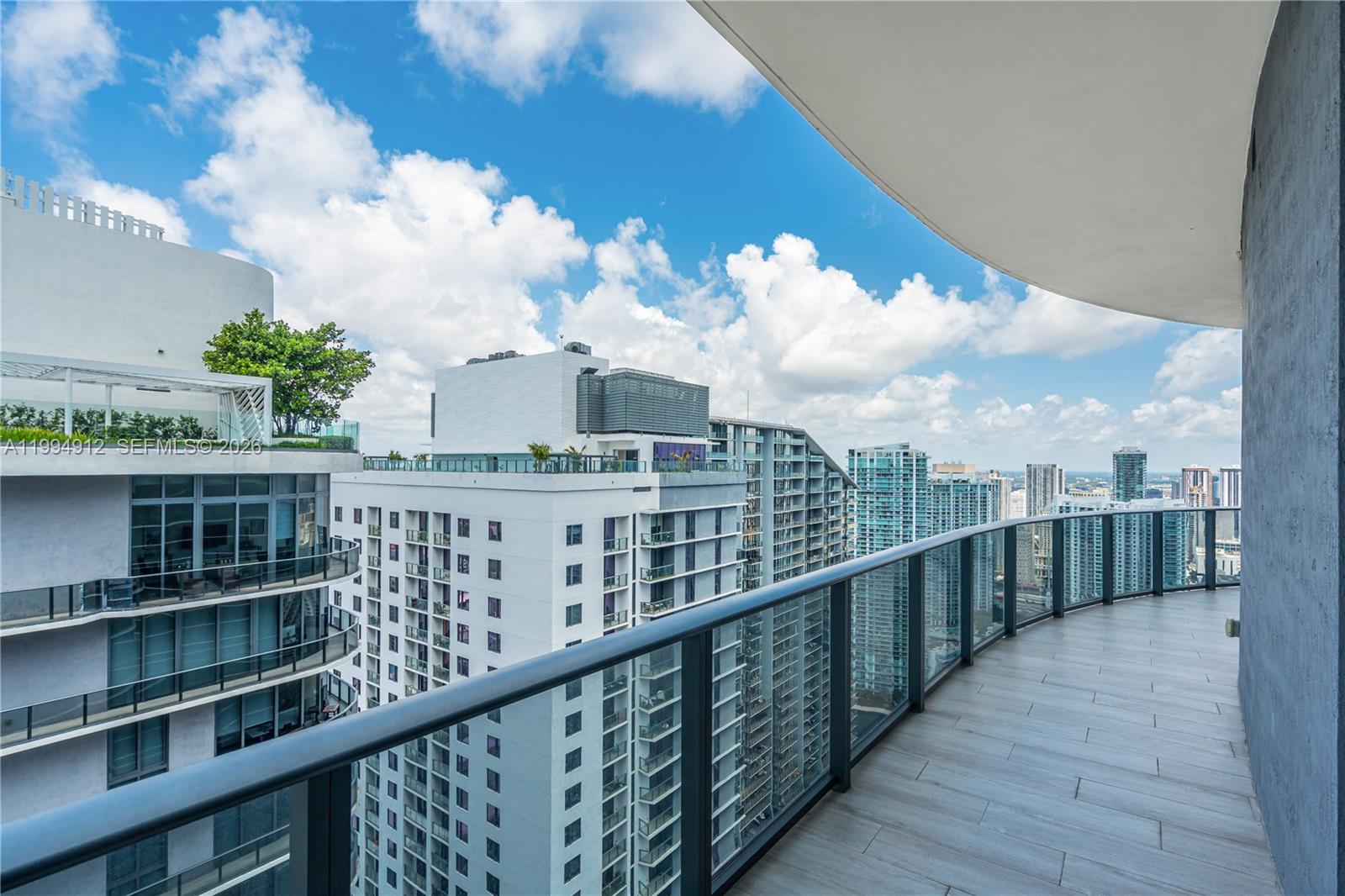 image Brickell Heights East25