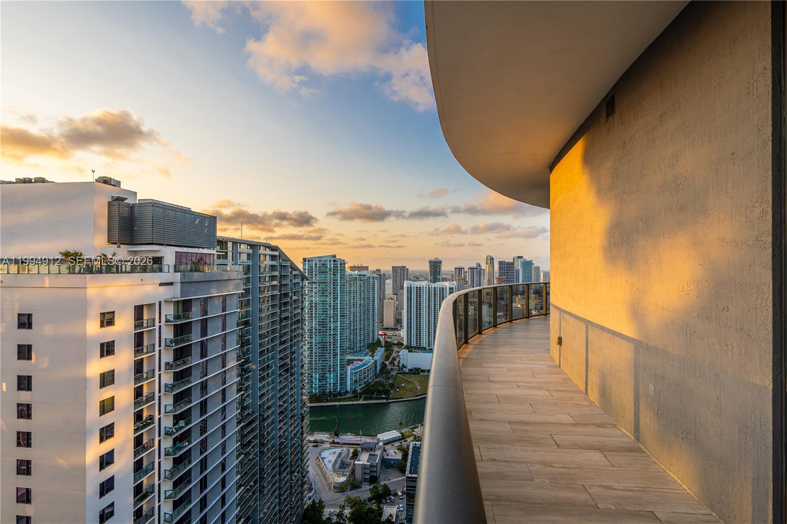 image Brickell Heights East48