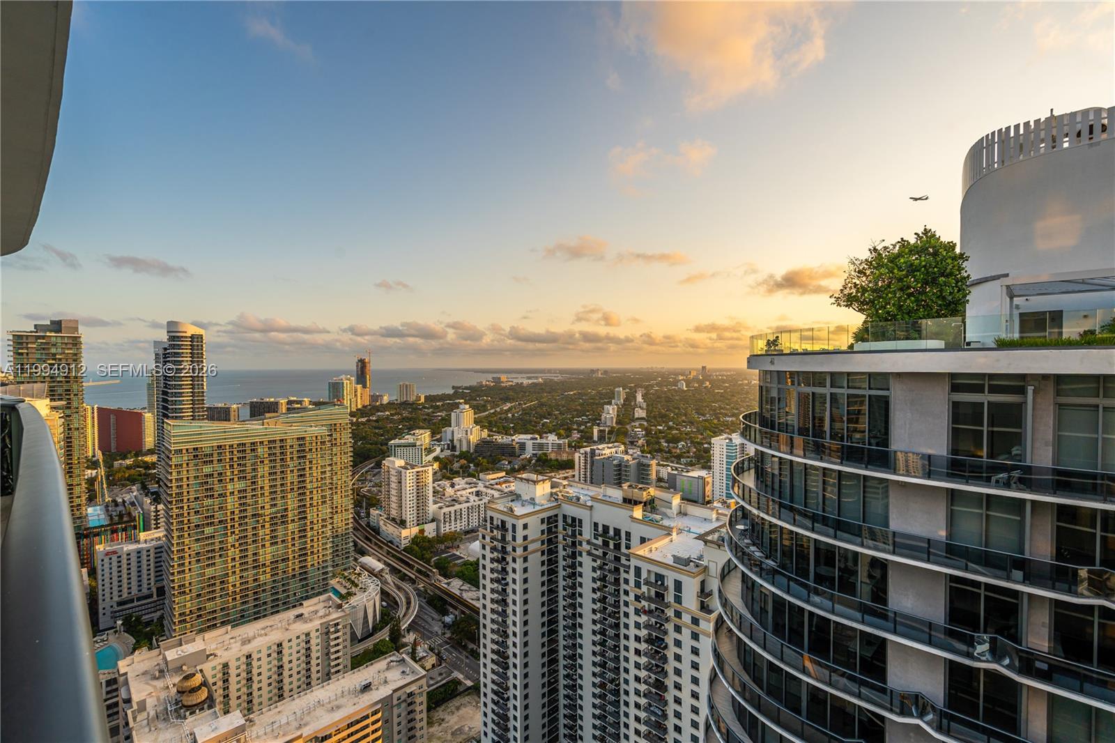 image Brickell Heights East49