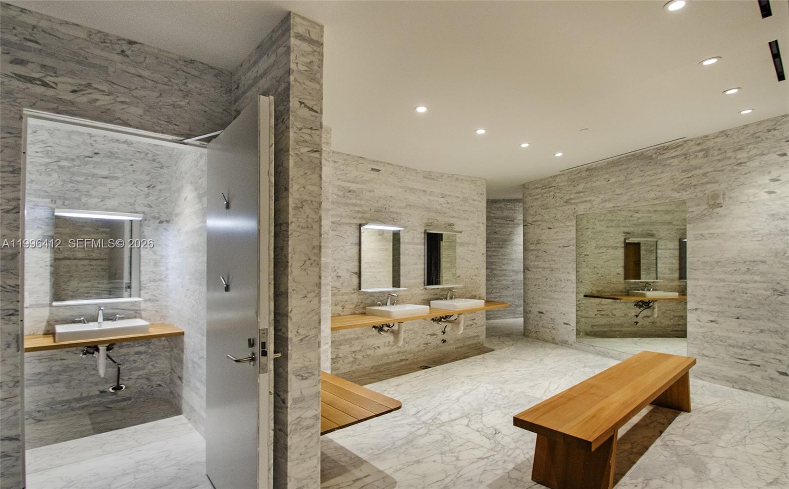 2669 S Bayshore Dr #702-N Coconut Grove, FL 33133