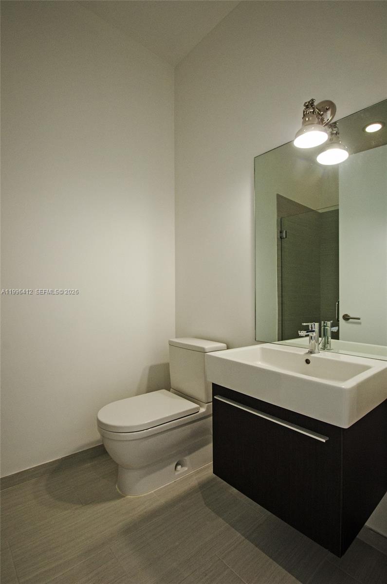 2669 S Bayshore Dr #702-N Coconut Grove, FL 33133