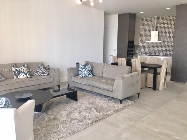 2669 S Bayshore Dr #702-N Coconut Grove, FL 33133