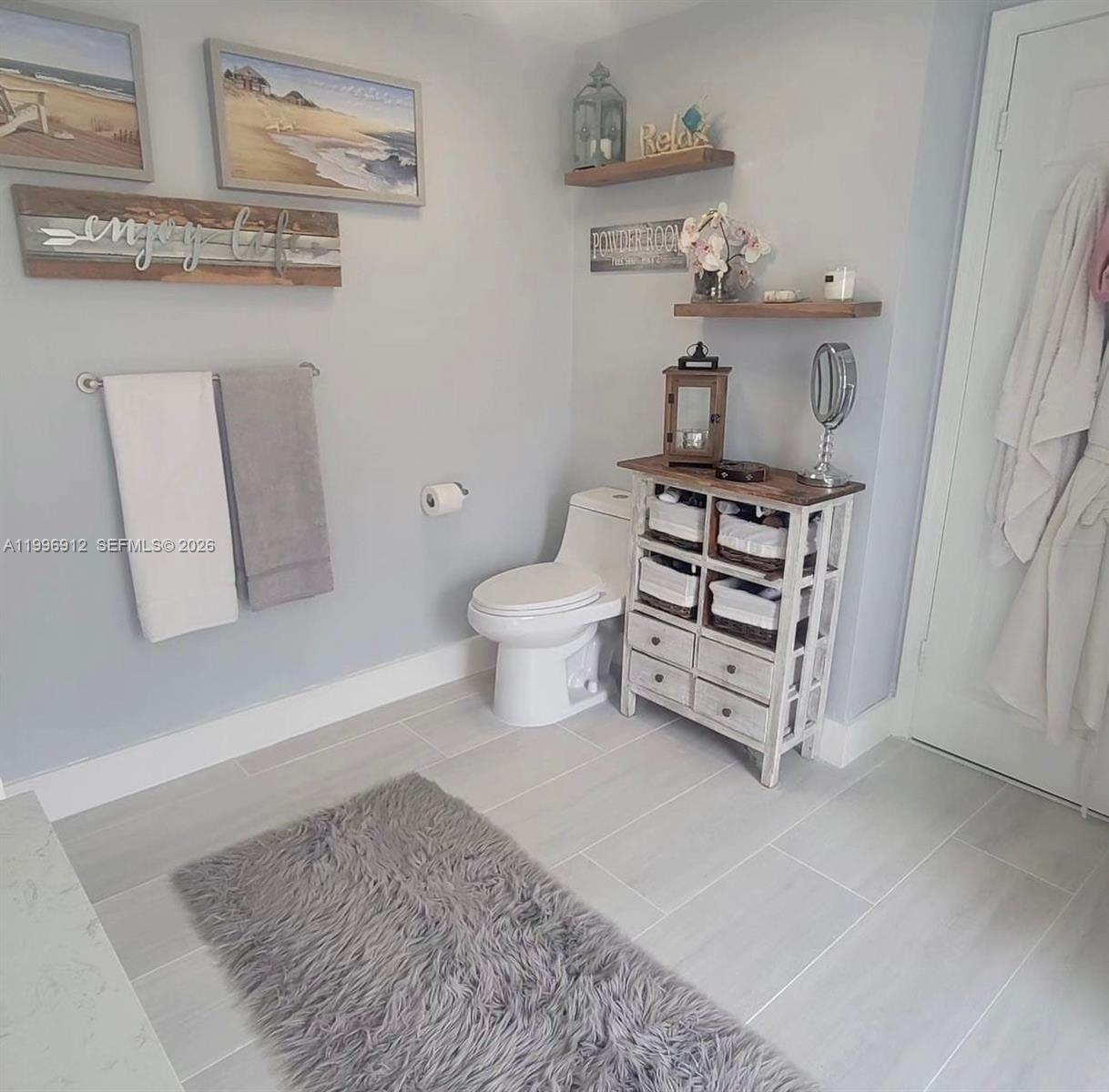 8353 SW 161st Pl Miami, FL 33193