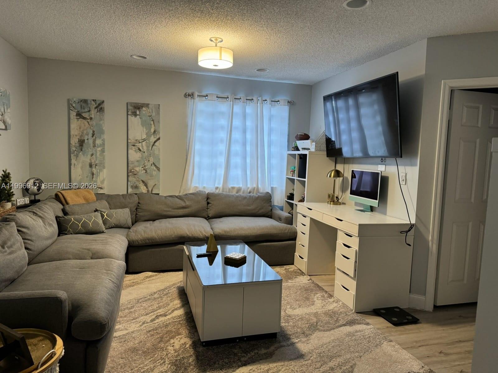 8353 SW 161st Pl Miami, FL 33193