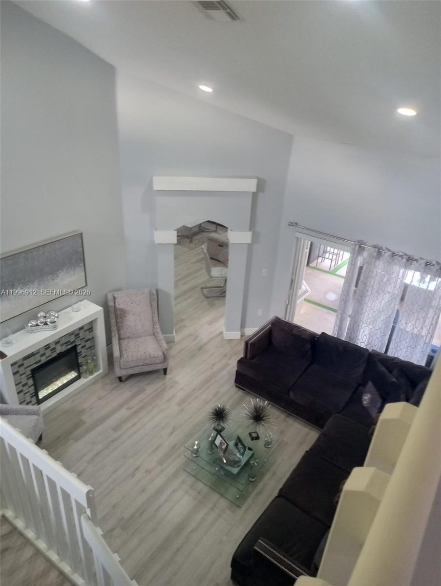 8353 SW 161st Pl Miami, FL 33193