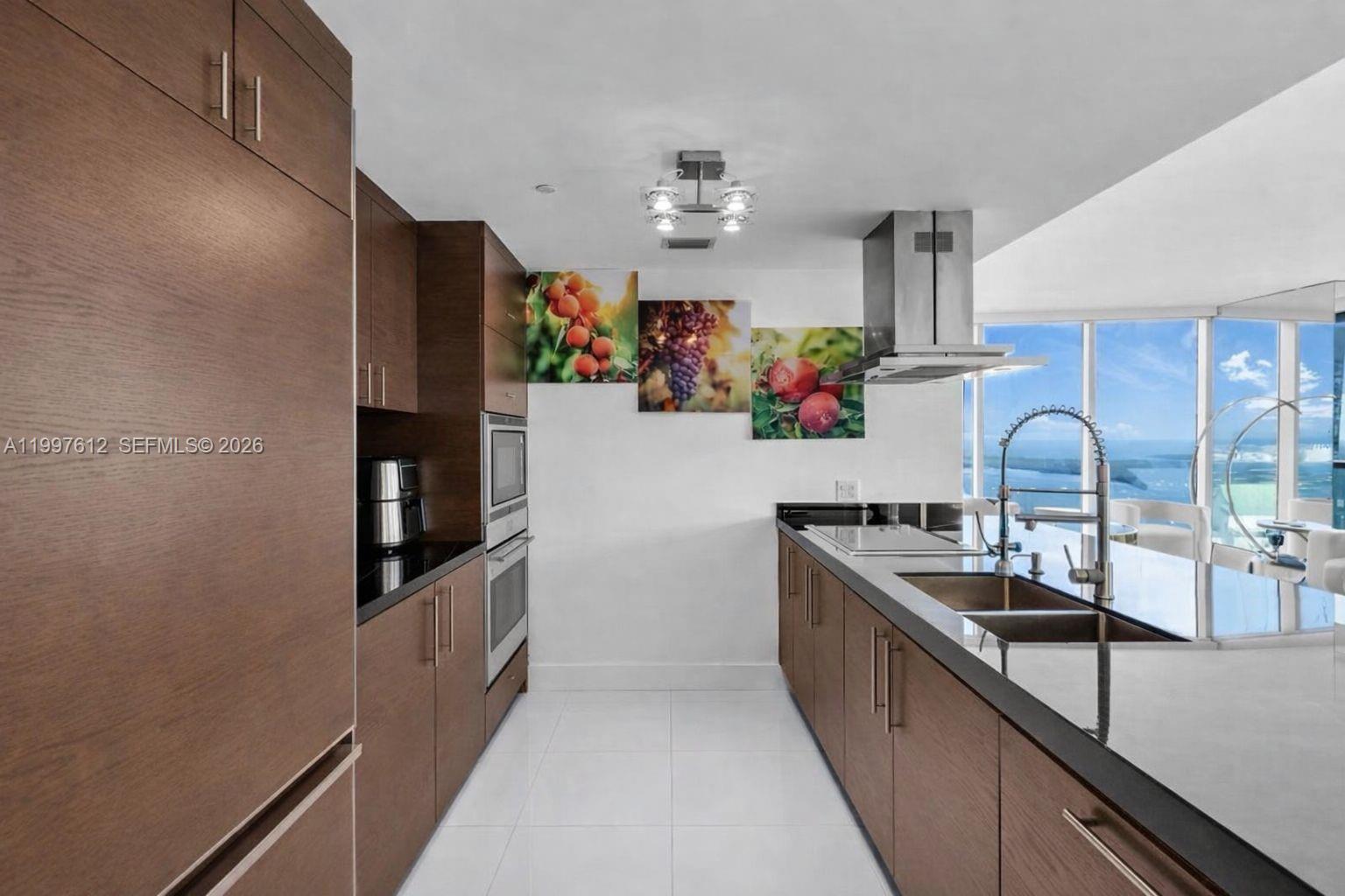image Icon Brickell II1