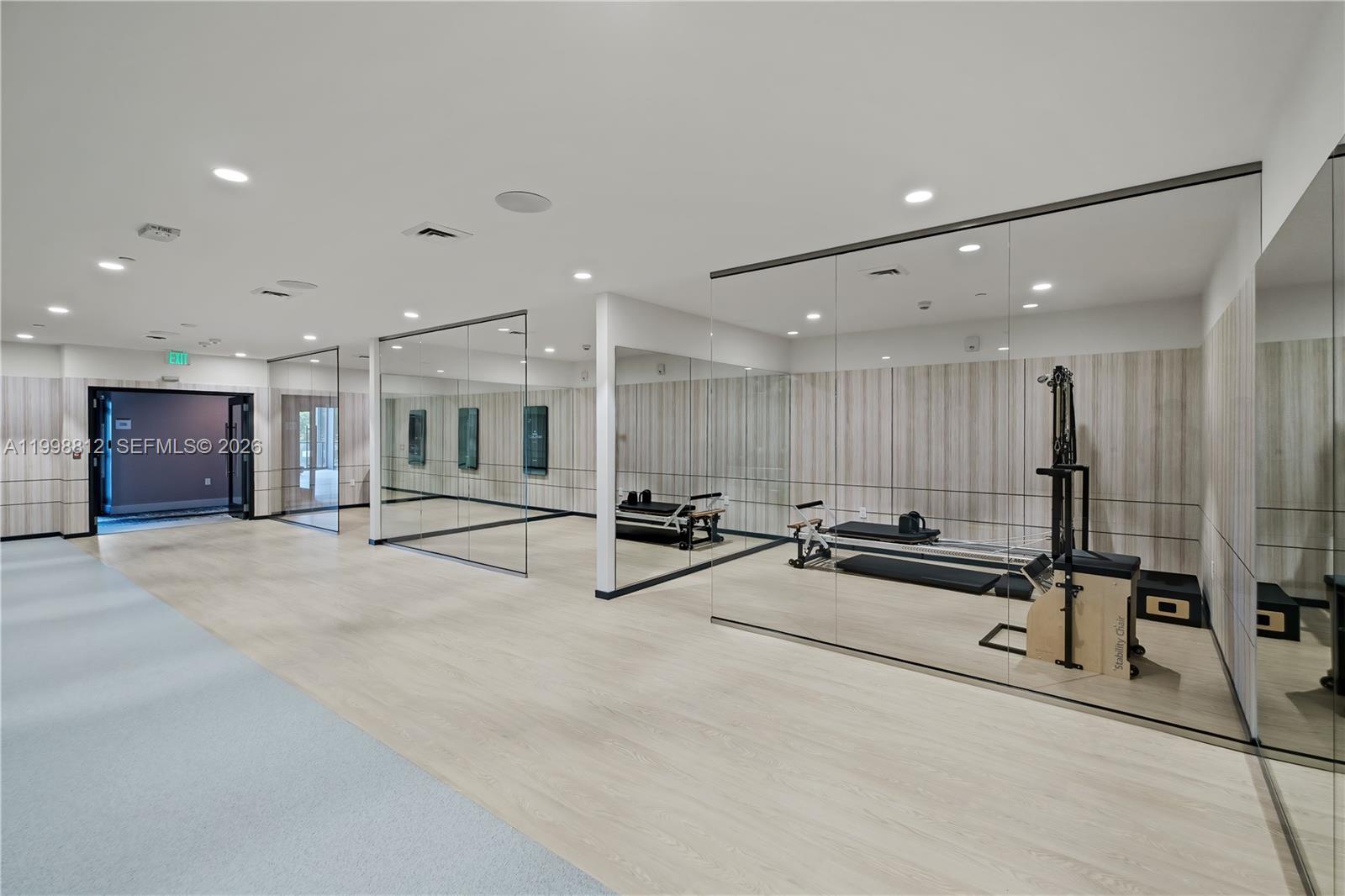 101 Diplomat Pkwy #1004 Hallandale Beach, FL 33009
