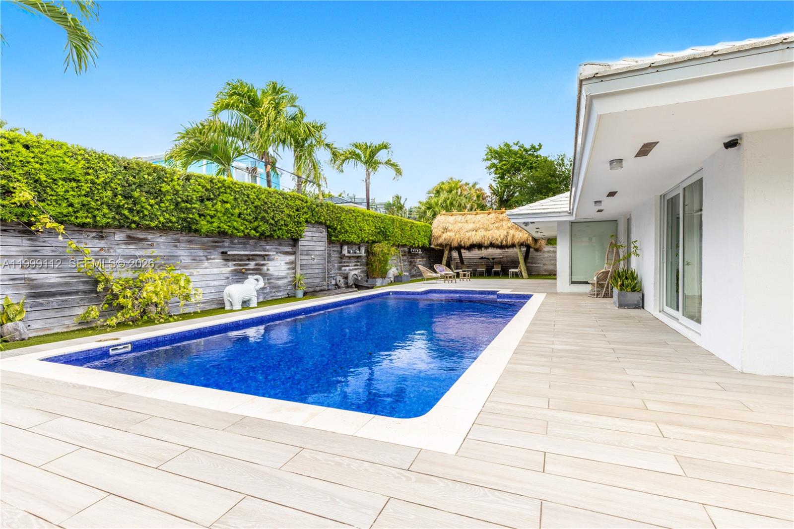 524 Warren Ln Key Biscayne, FL 33149