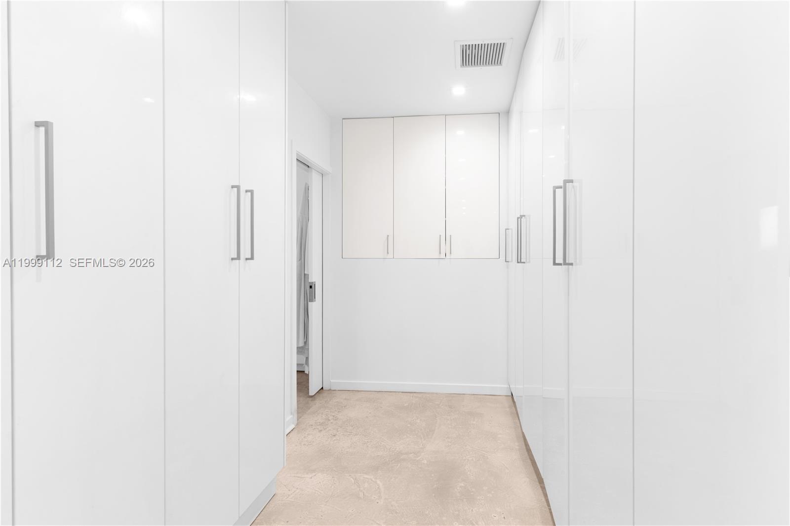 524 Warren Ln Key Biscayne, FL 33149