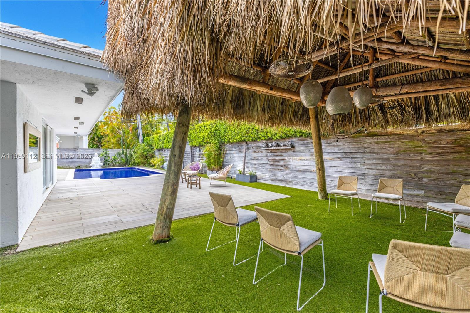 524 Warren Ln Key Biscayne, FL 33149