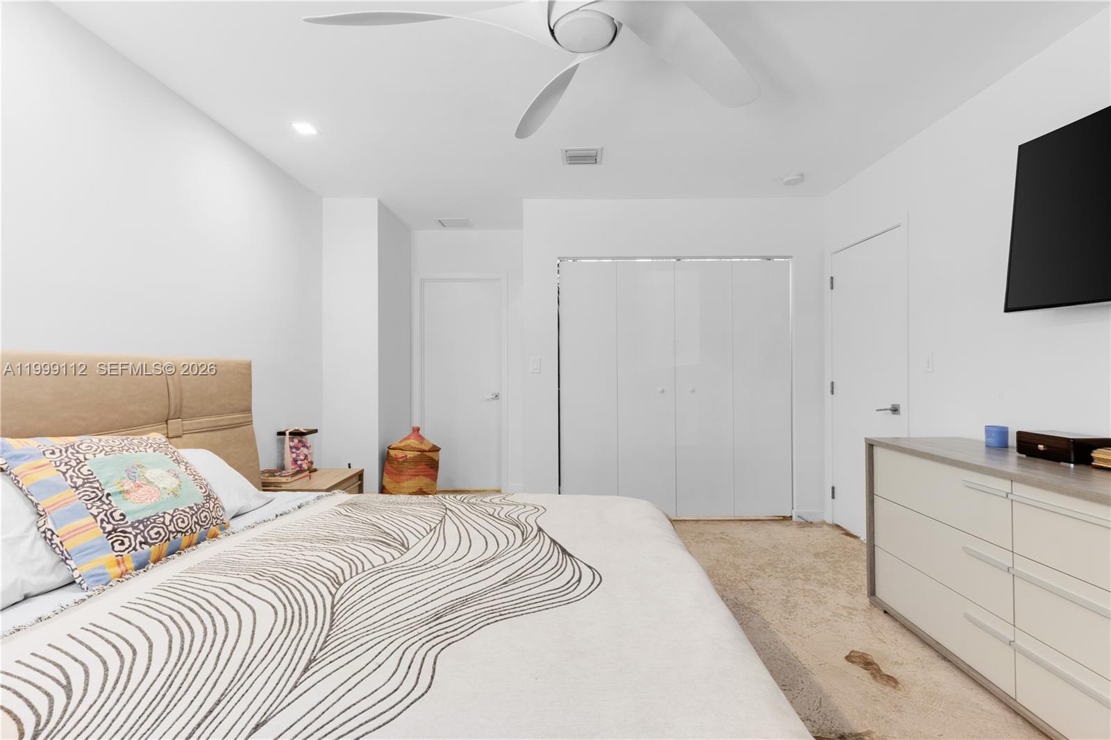 524 Warren Ln Key Biscayne, FL 33149