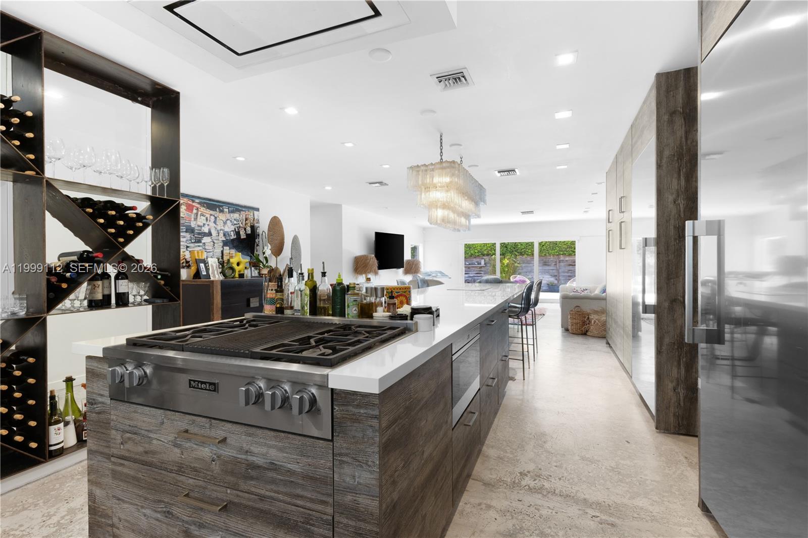 524 Warren Ln Key Biscayne, FL 33149