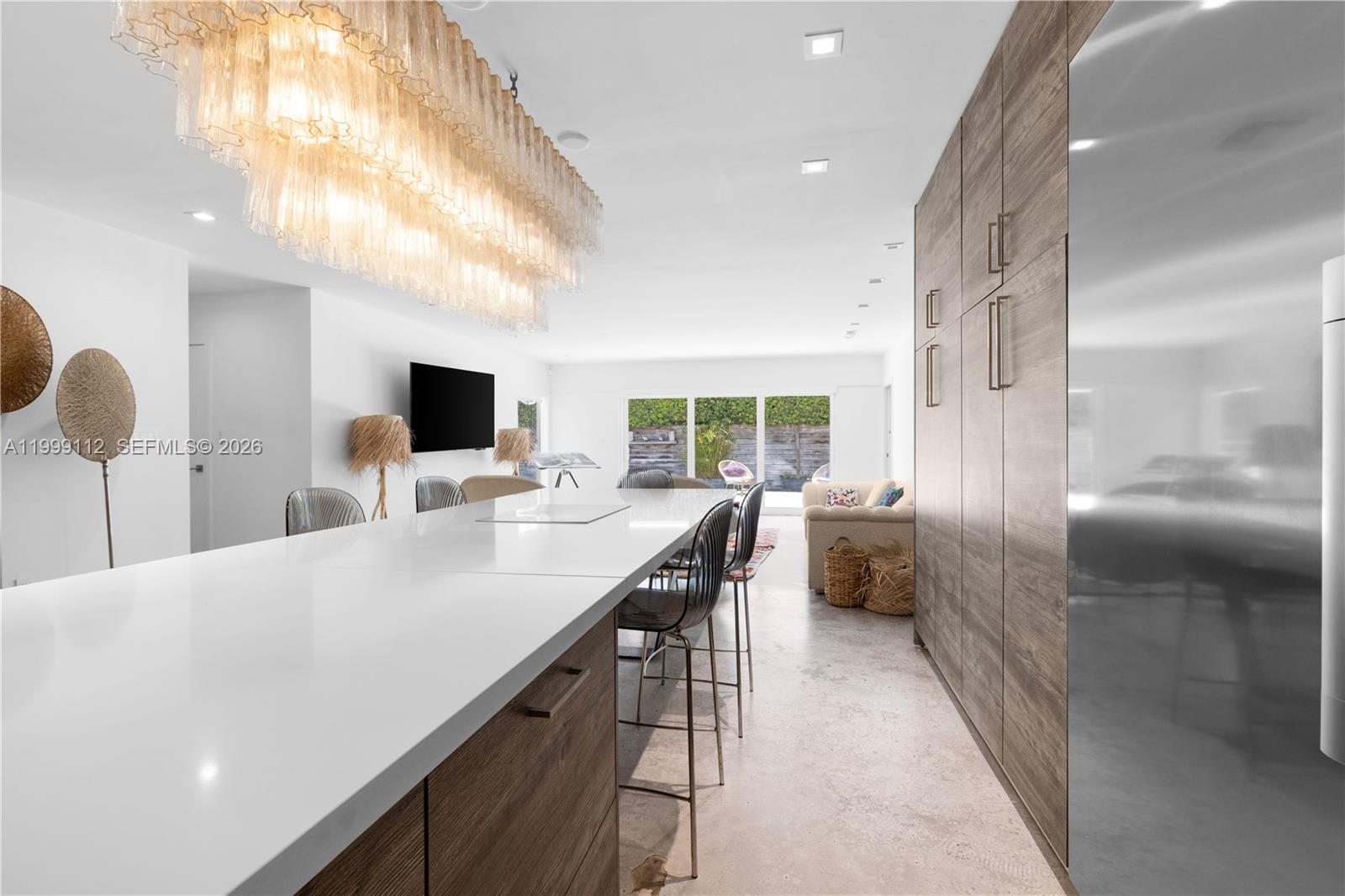 524 Warren Ln Key Biscayne, FL 33149