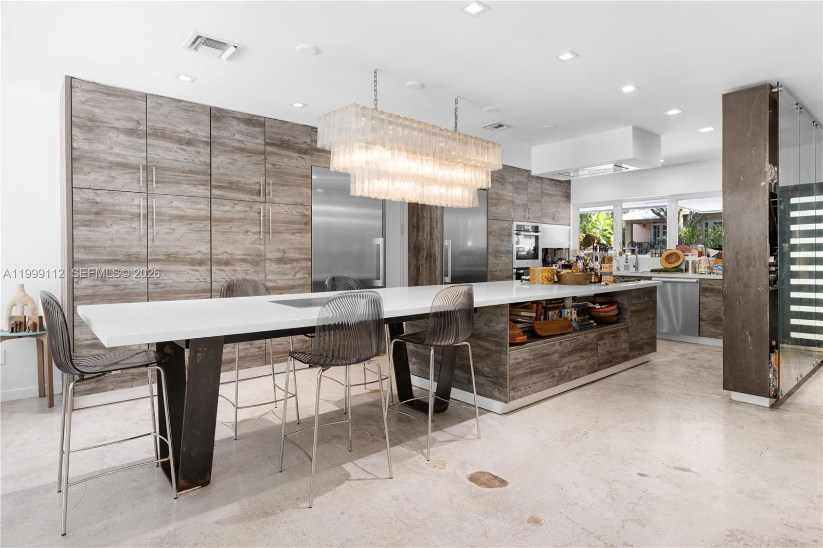 524 Warren Ln Key Biscayne, FL 33149