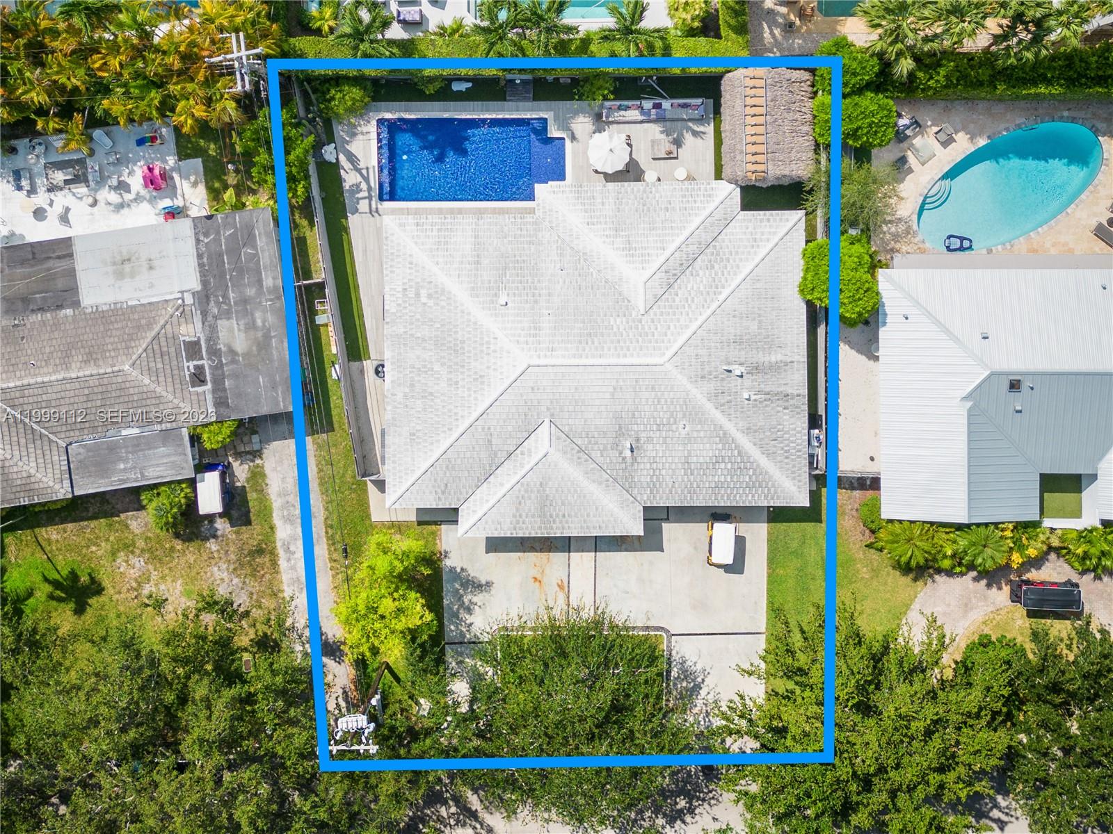 524 Warren Ln Key Biscayne, FL 33149