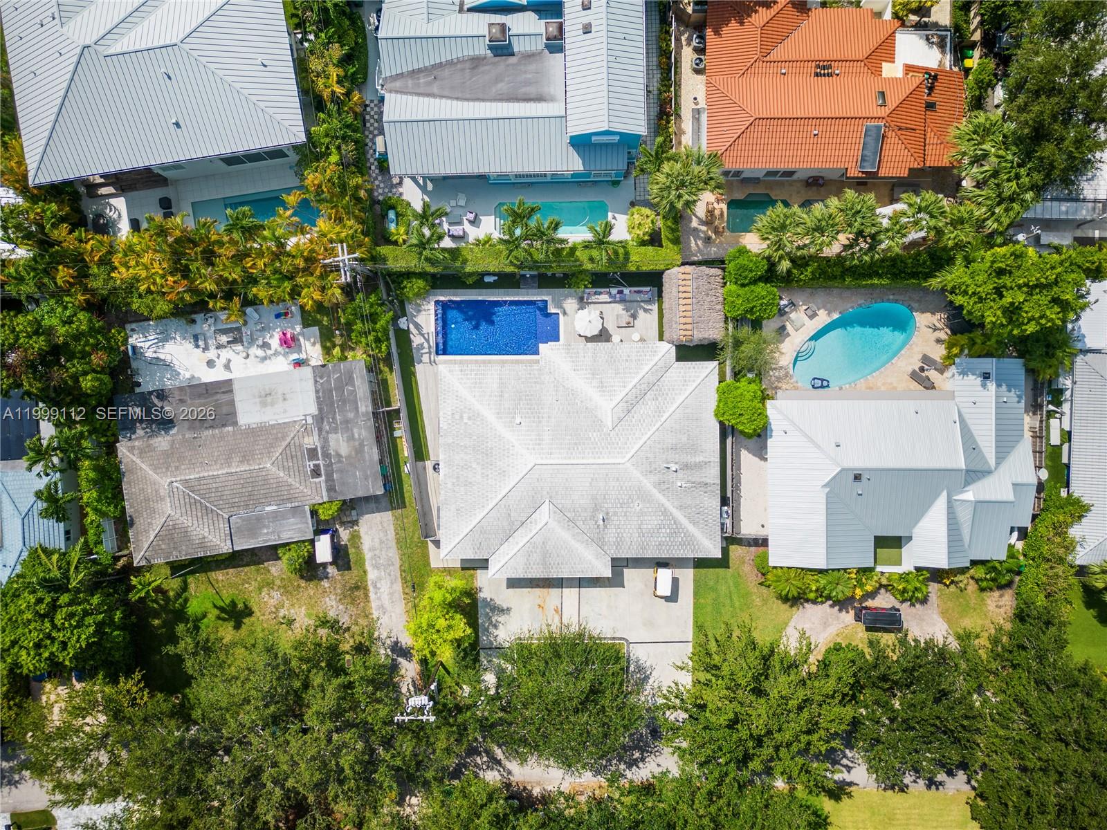 524 Warren Ln Key Biscayne, FL 33149