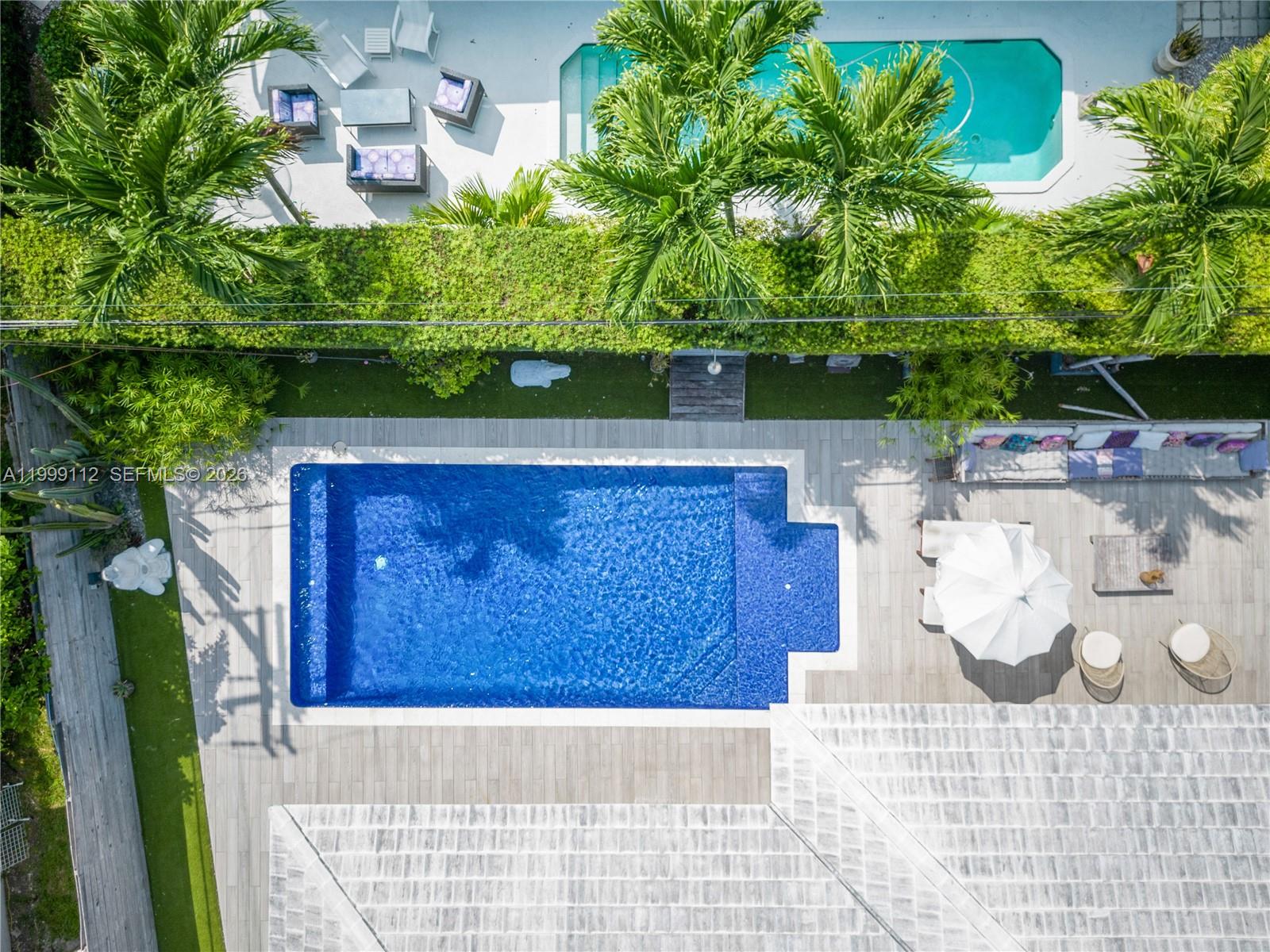 524 Warren Ln Key Biscayne, FL 33149