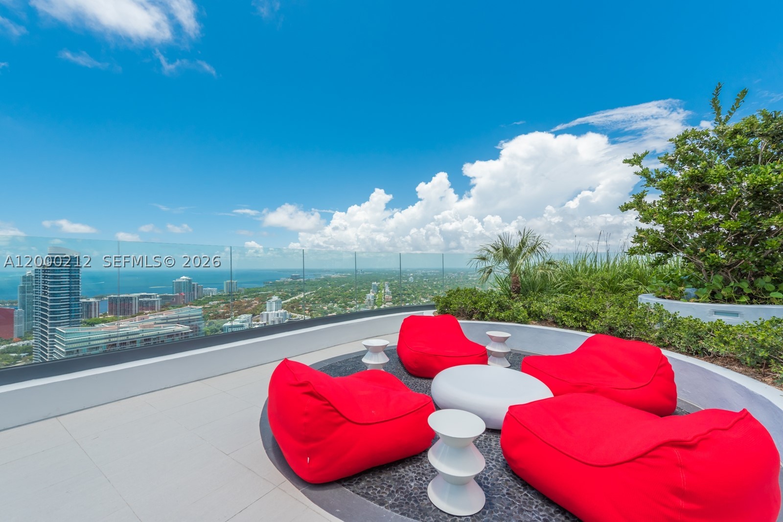 image Brickell Heights East54