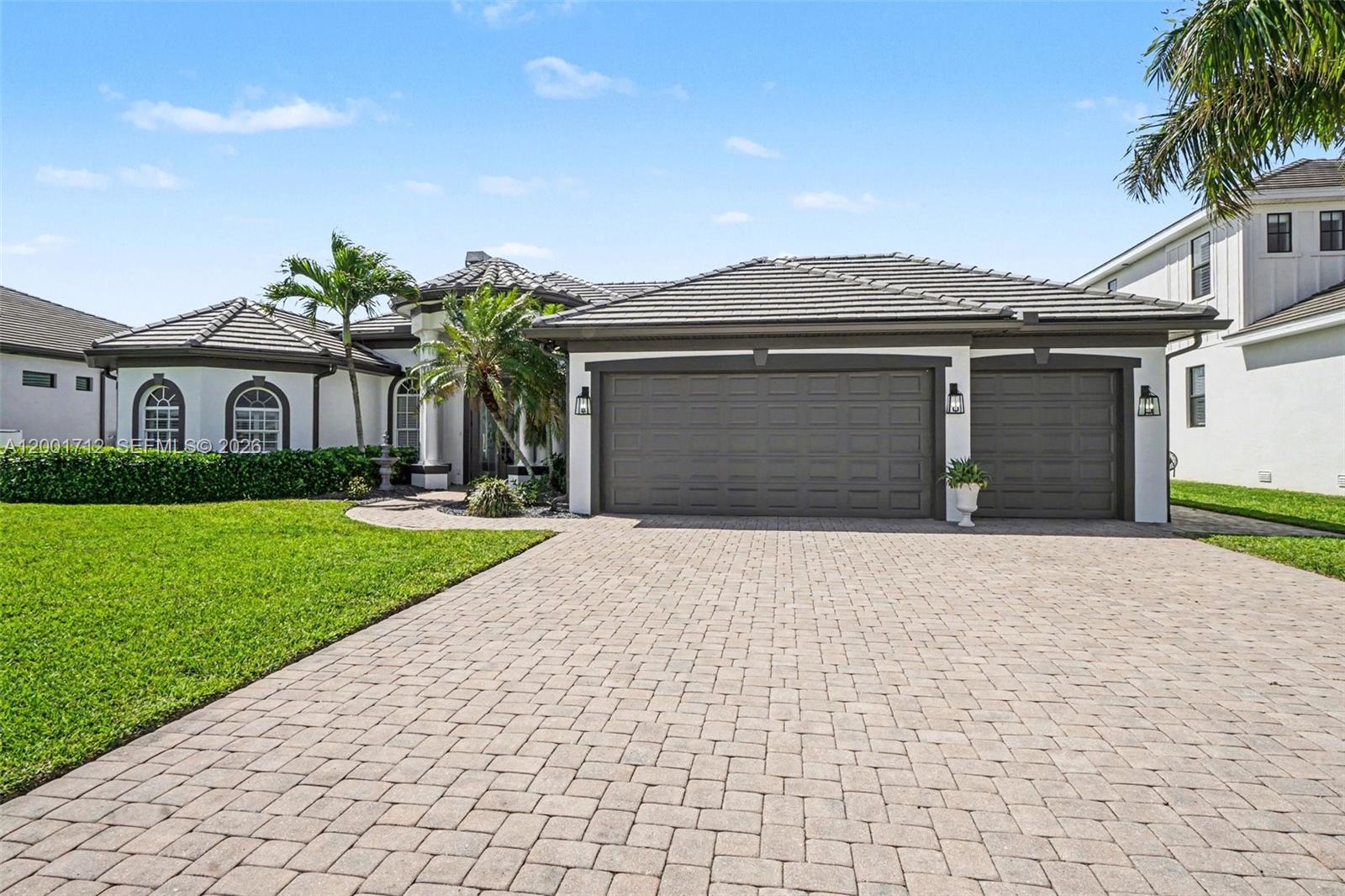 4214 Gulfstream Pkwy Cape Coral, FL 33993