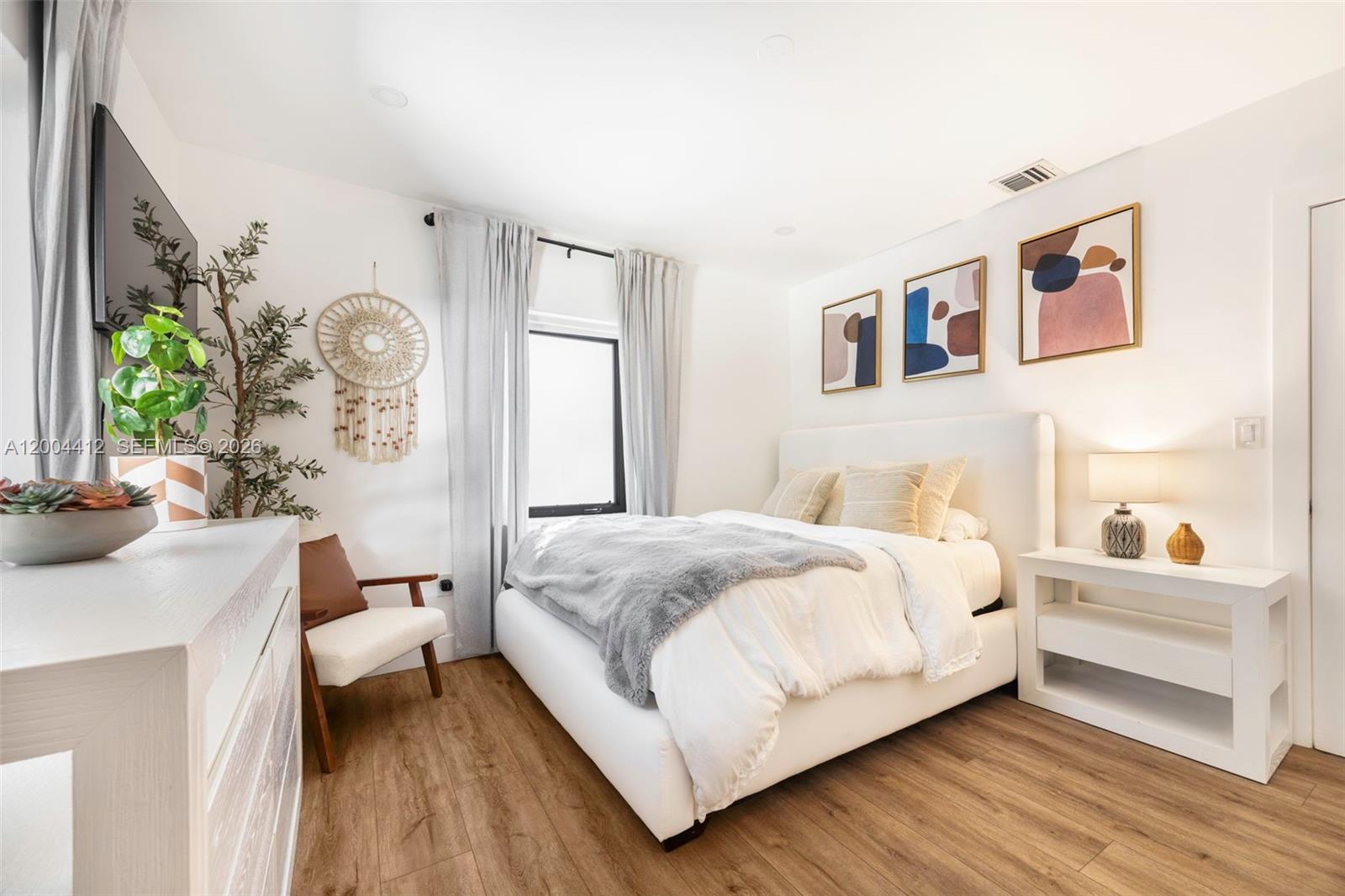 3775 S Le Jeune Rd Miami, FL 33146