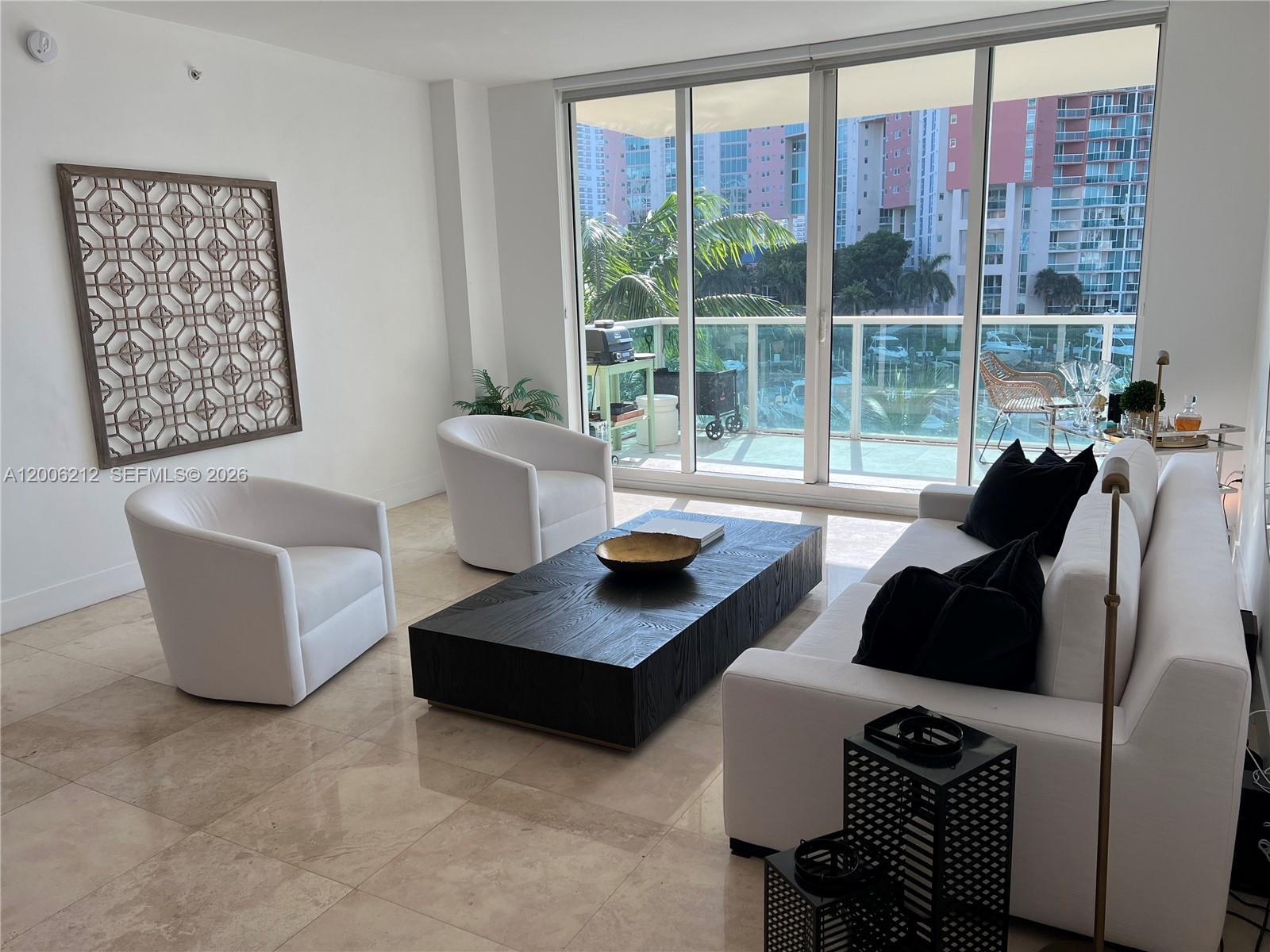 image Aventura Marina 15