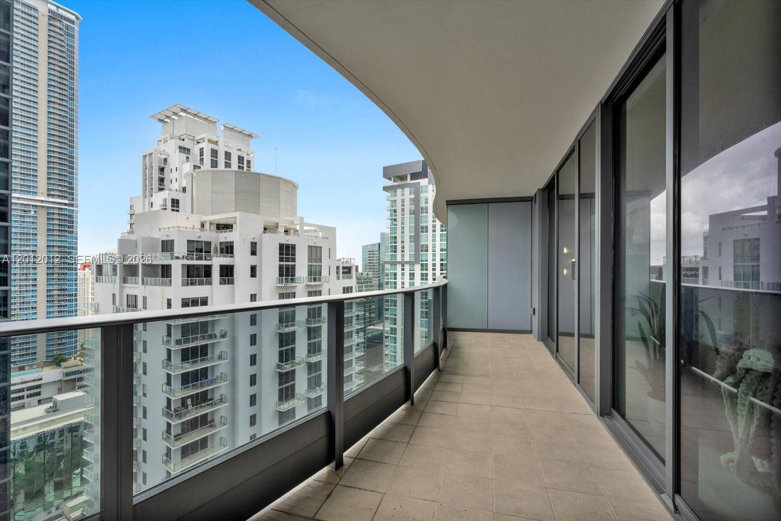 image Brickell Flatiron14