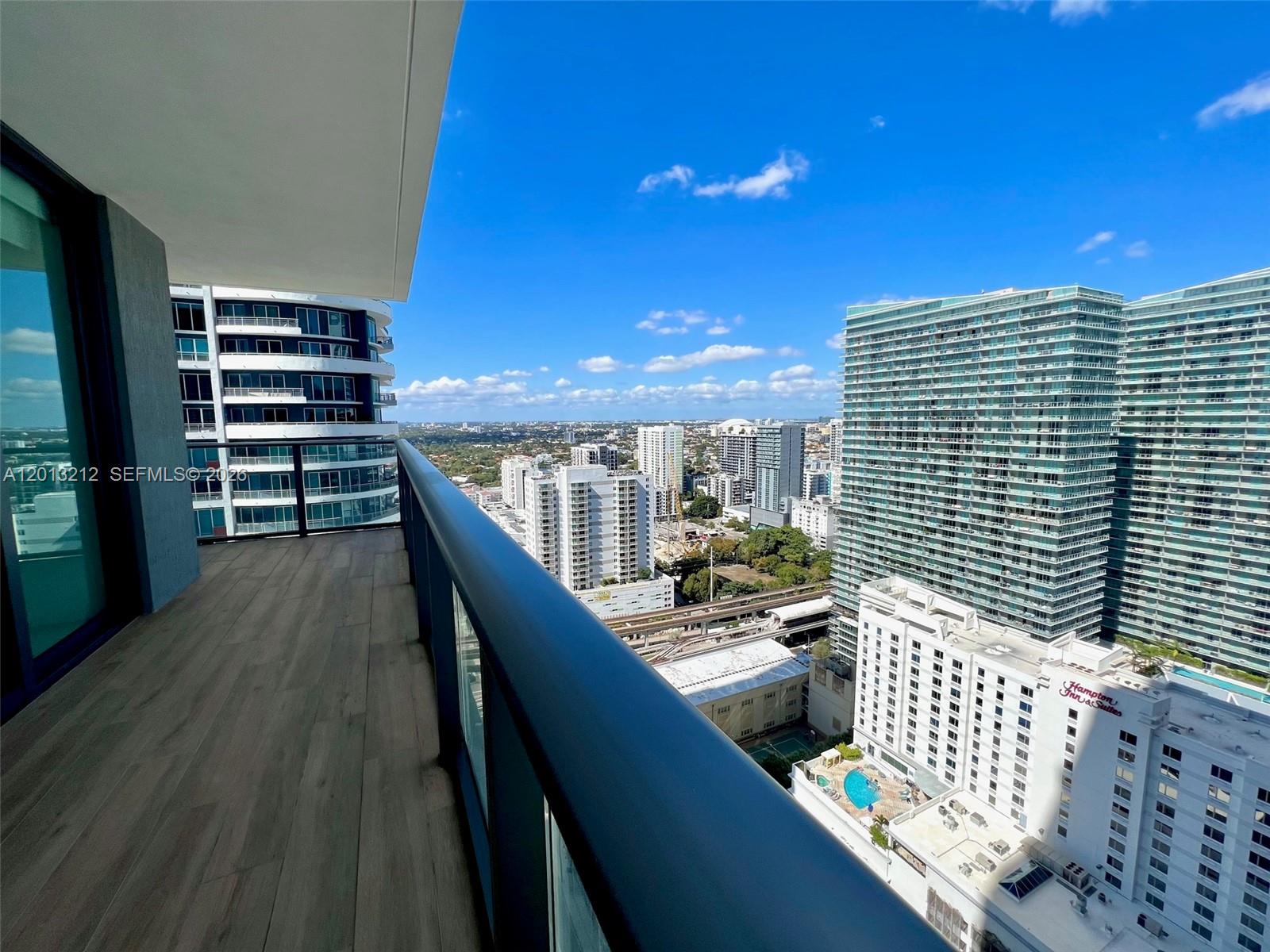 image Dua Miami (SLS Brickell)10