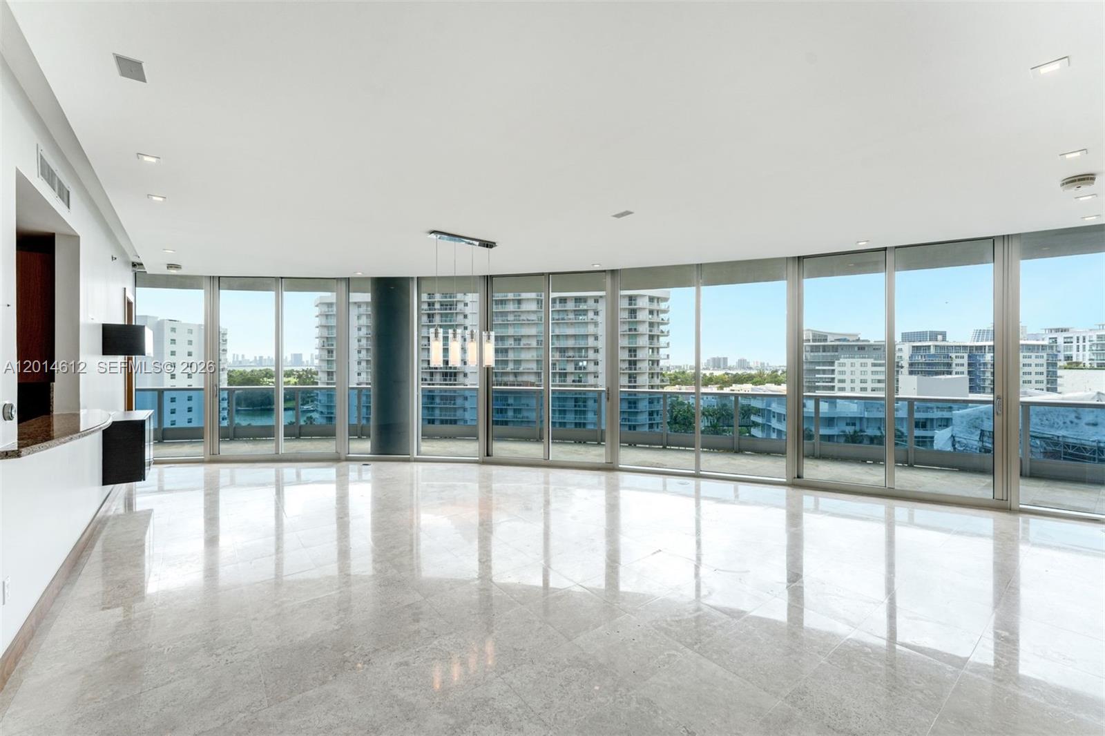 5959 Collins Ave #1001