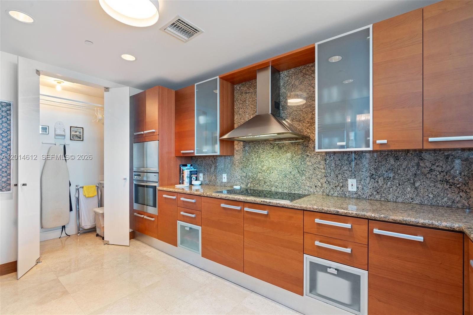 5959 Collins Ave #1001 Miami Beach, FL 33140