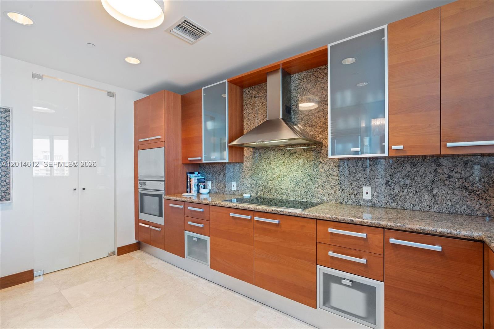 5959 Collins Ave #1001 Miami Beach, FL 33140