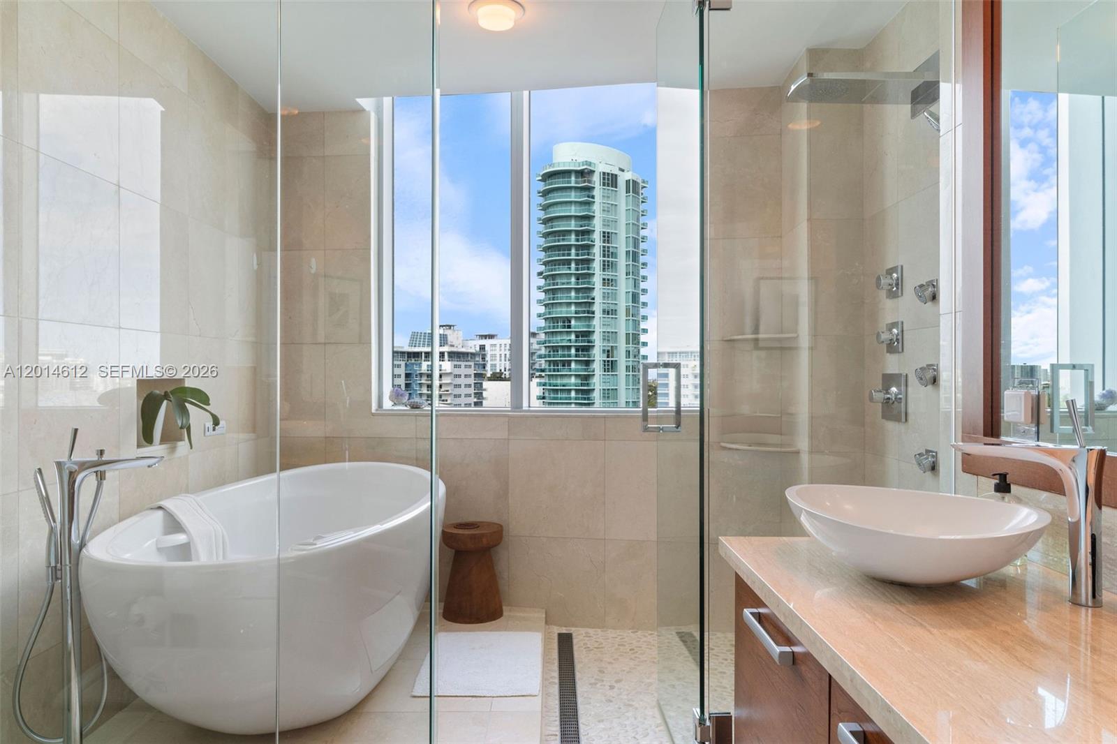 5959 Collins Ave #1001 Miami Beach, FL 33140