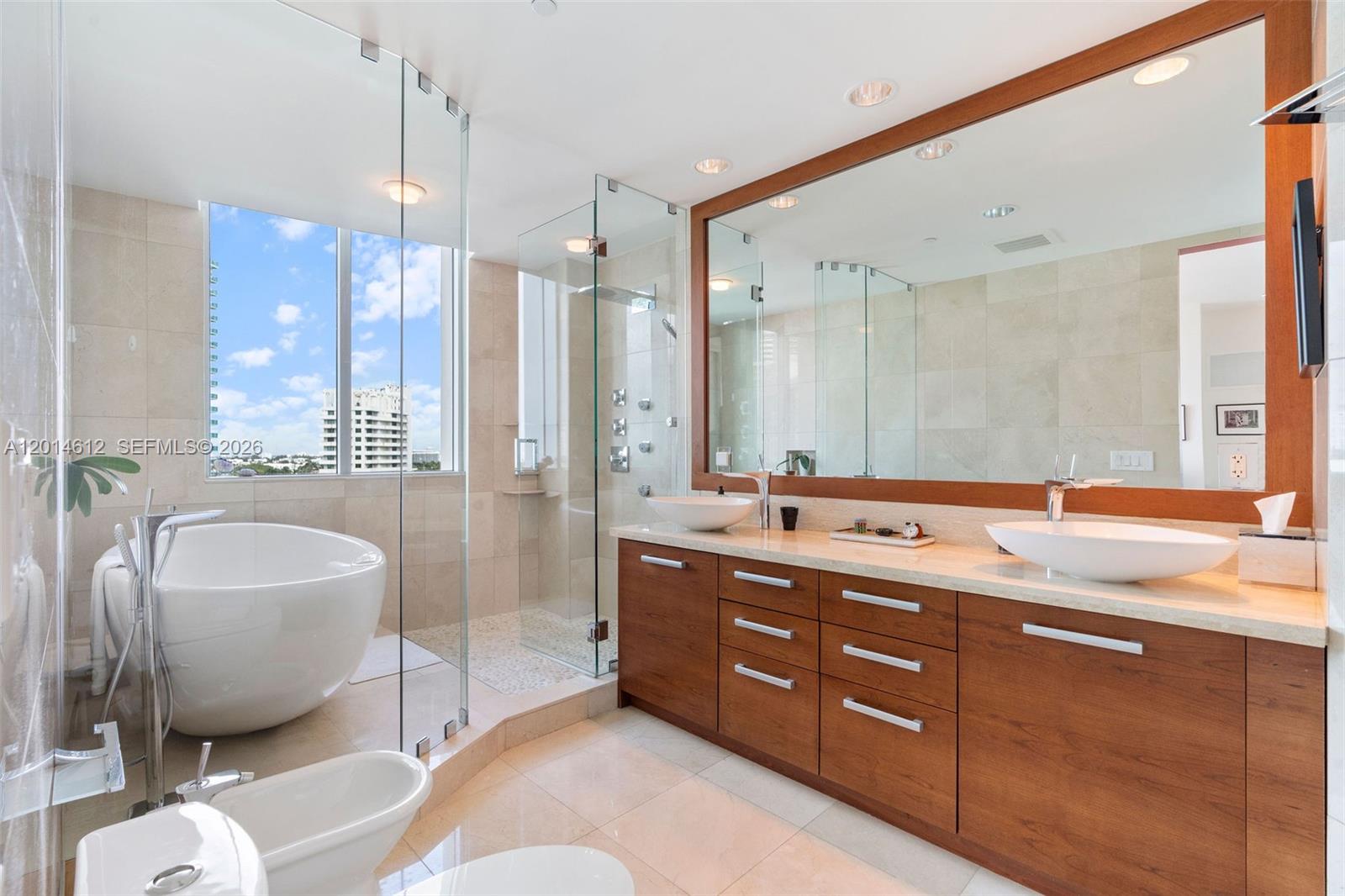 5959 Collins Ave #1001 Miami Beach, FL 33140
