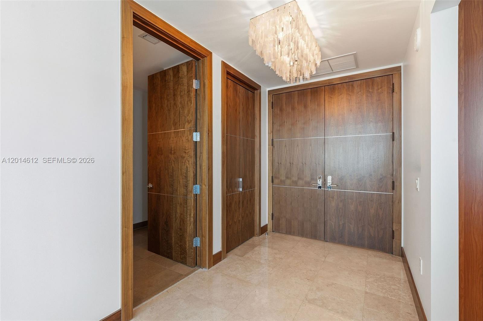 5959 Collins Ave #1001 Miami Beach, FL 33140