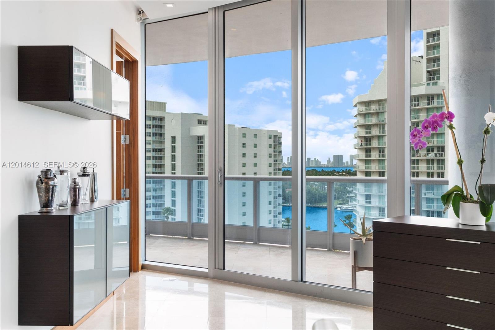 5959 Collins Ave #1001 Miami Beach, FL 33140