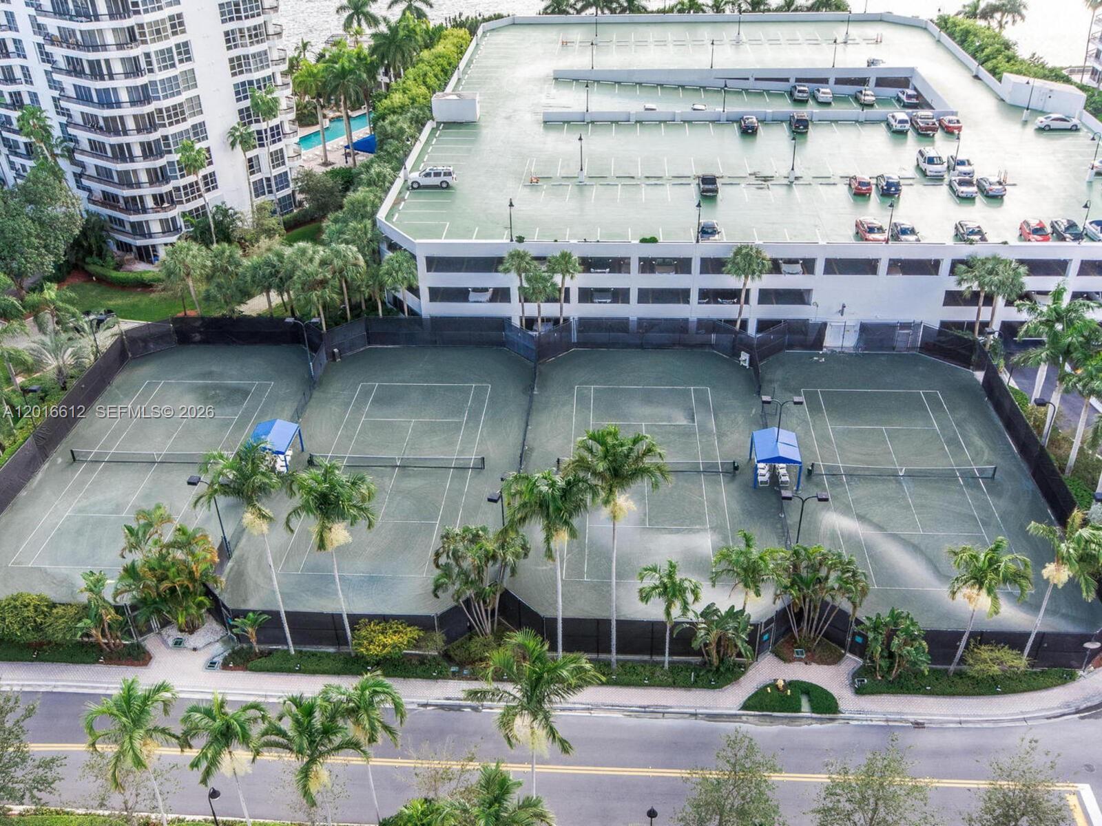 19101 NE 36th Ct #112 Aventura, FL 33180