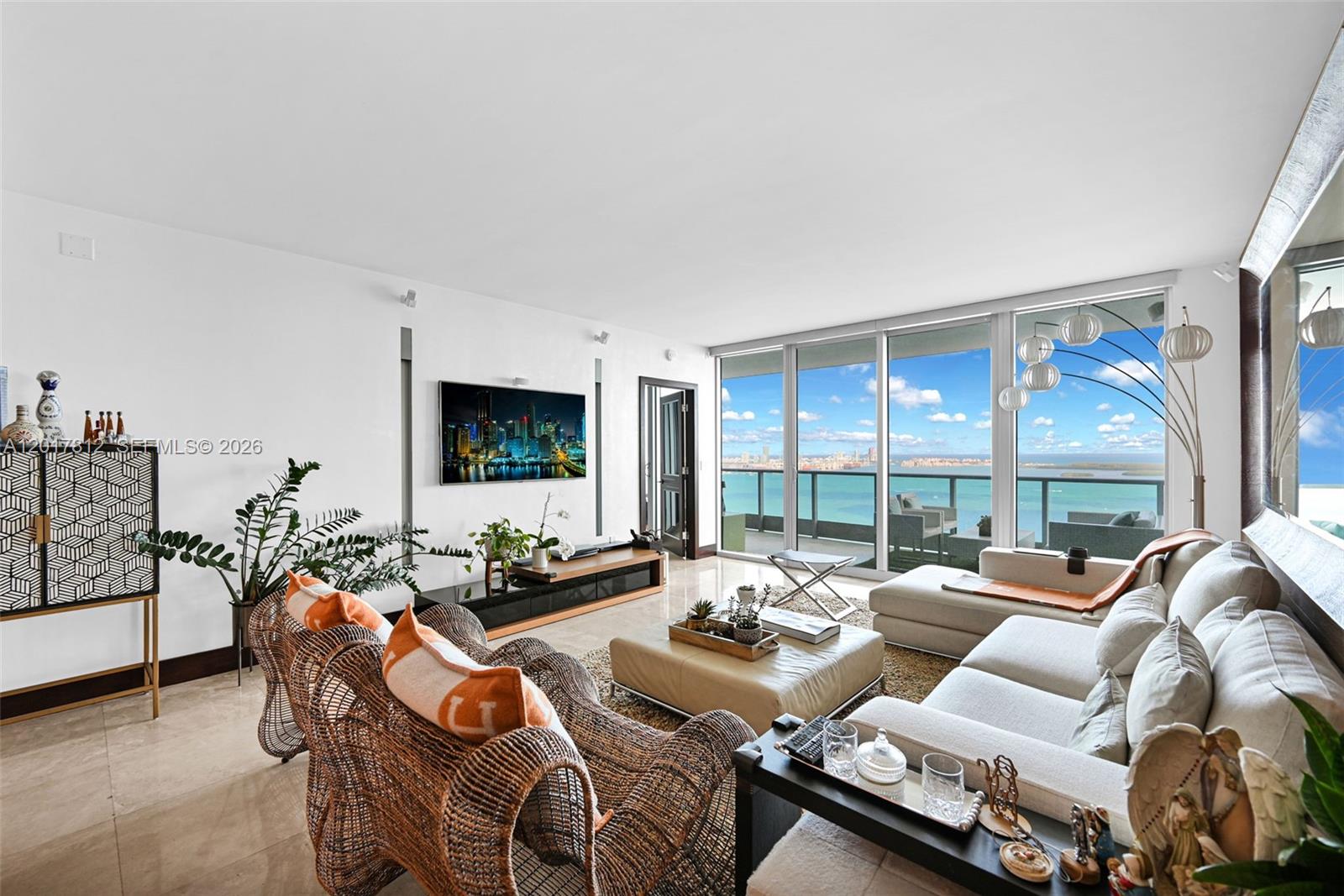 1331 Brickell Bay Dr #3607 Miami, FL 33131