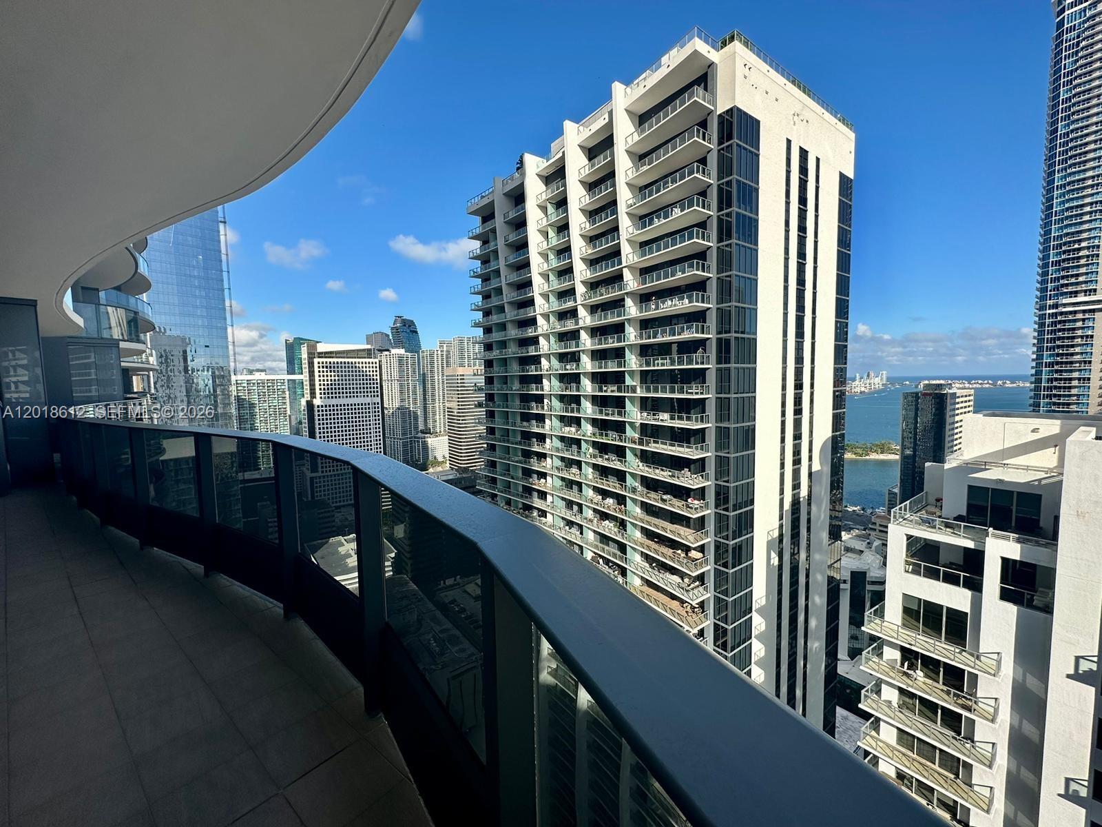 image Brickell Flatiron7