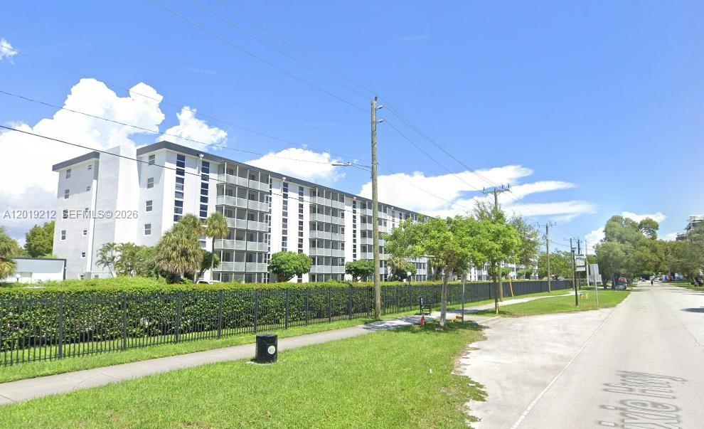16851 NE 23rd Ave #A217