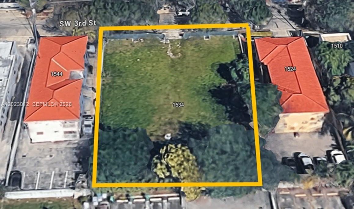 1534 SW 3rd St Miami, FL 33135