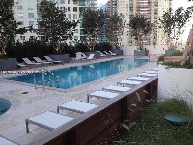 1300 Brickell Bay Dr #2304 Miami, FL 33131