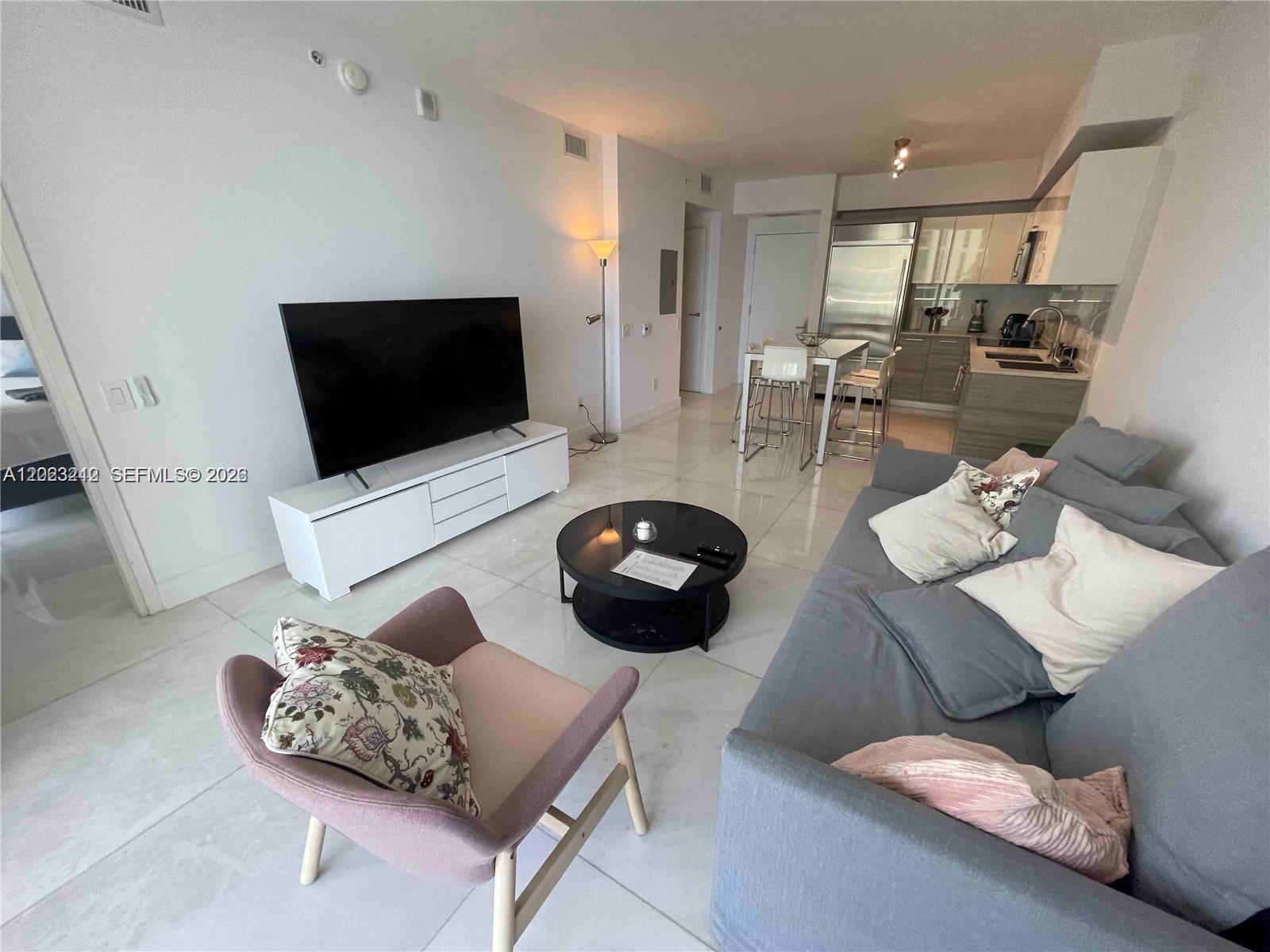 1300 Brickell Bay Dr #2304 Miami, FL 33131