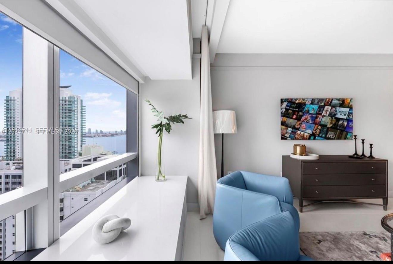 1435 Brickell Ave #3410 Miami, FL 33131