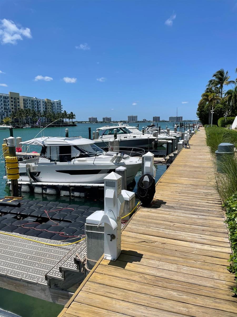 7928 East Dr #904 North Bay Village, FL 33141
