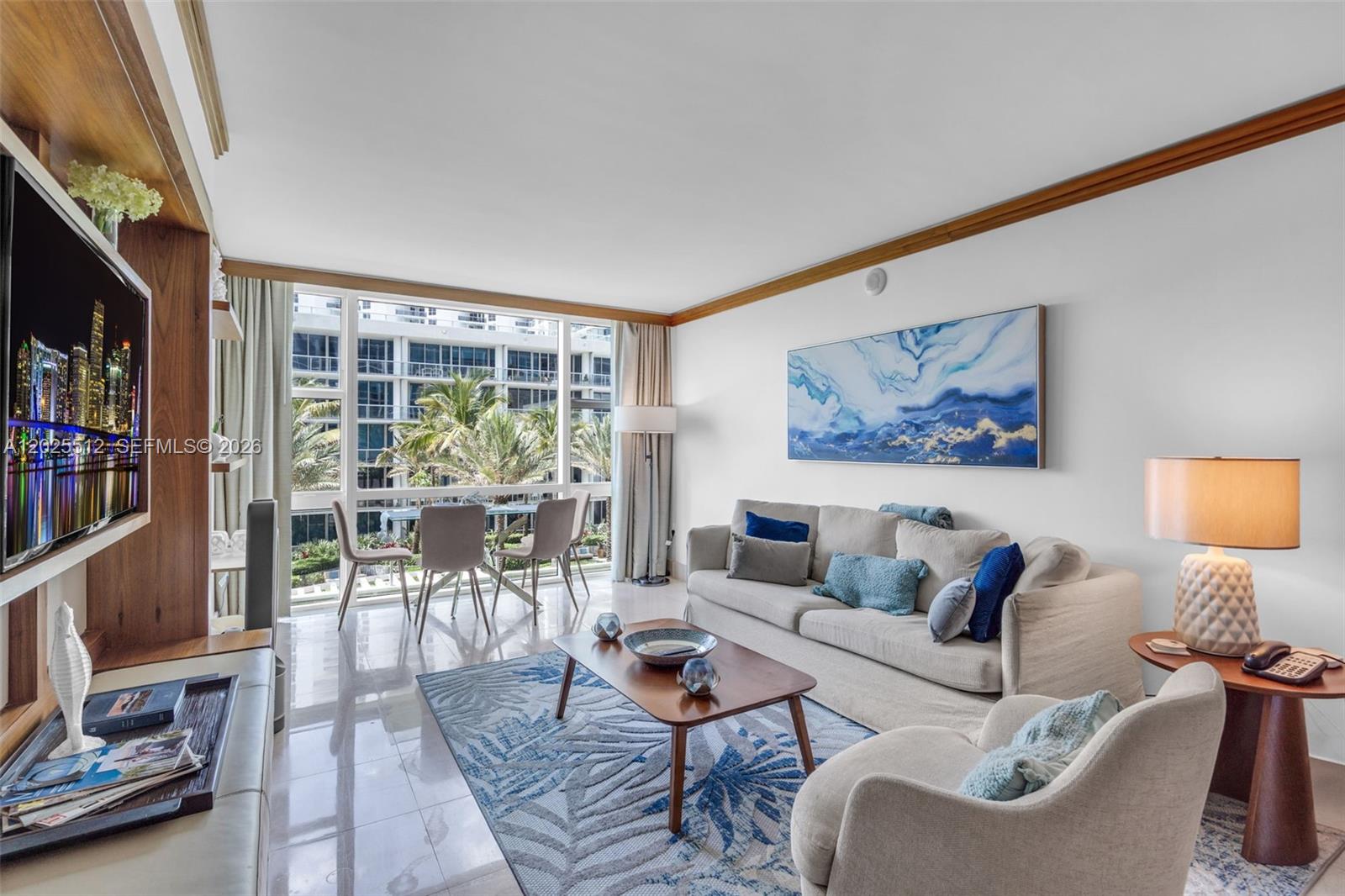 6801 Collins Ave #308 (Door 316) Miami Beach, FL 33141