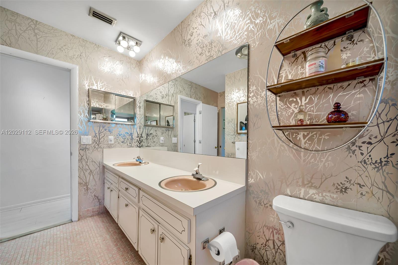 6760 SW 62nd Ter South Miami, FL 33143