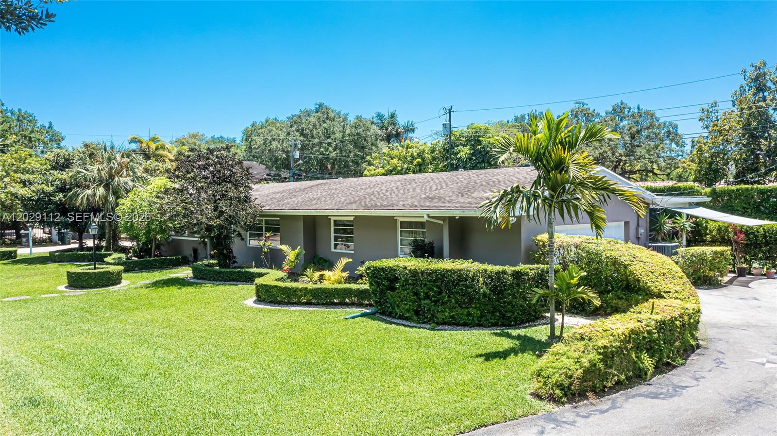 6760 SW 62nd Ter South Miami, FL 33143