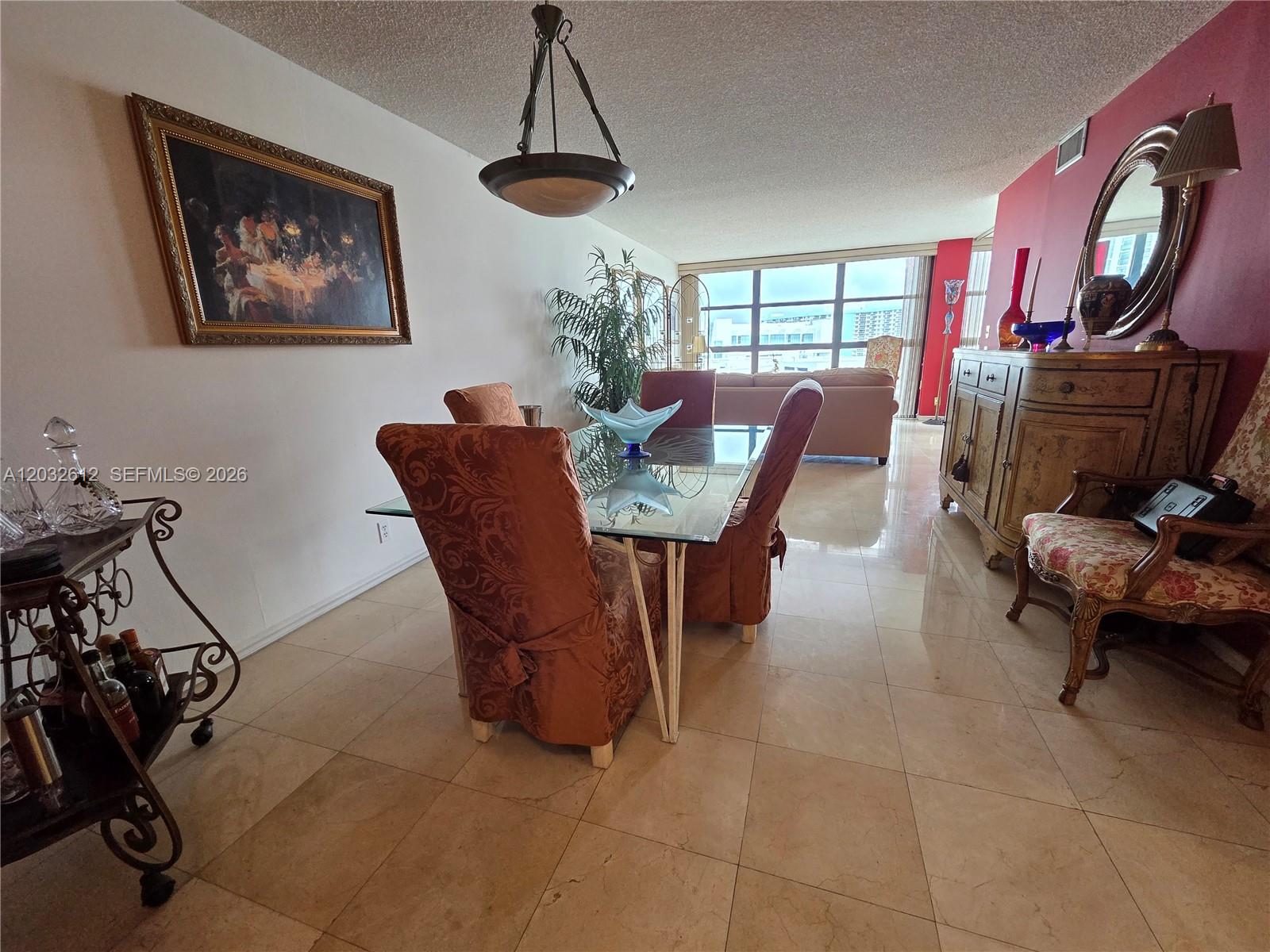 400 Leslie Dr #1124 Hallandale Beach, FL 33009