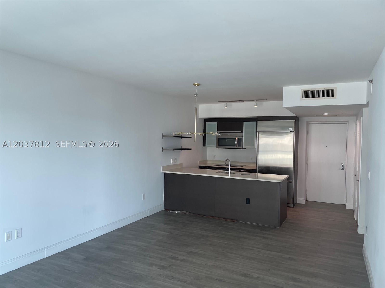 image 500 Brickell East16